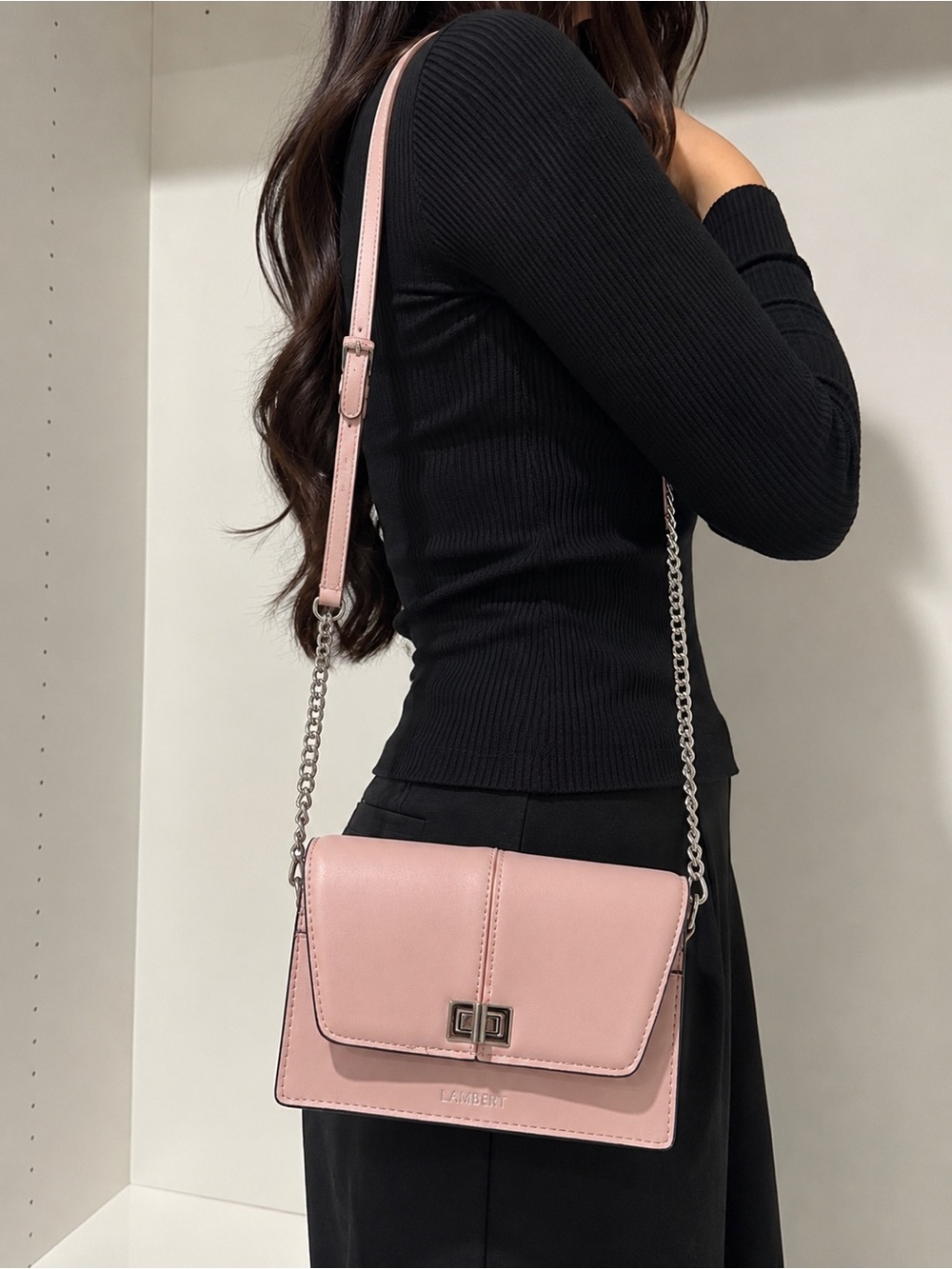 Lambert Blush Pink Crossbody Bag – Silver Chain + Adjustable Strap